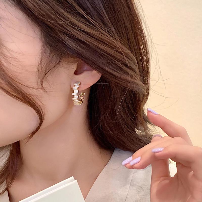 Корейский дизайн модные ювелирные изделия 14-каратное золото позолоченные геометрические циркониевые серьги-кольца элегантные женские повседневные рабочие аксессуары