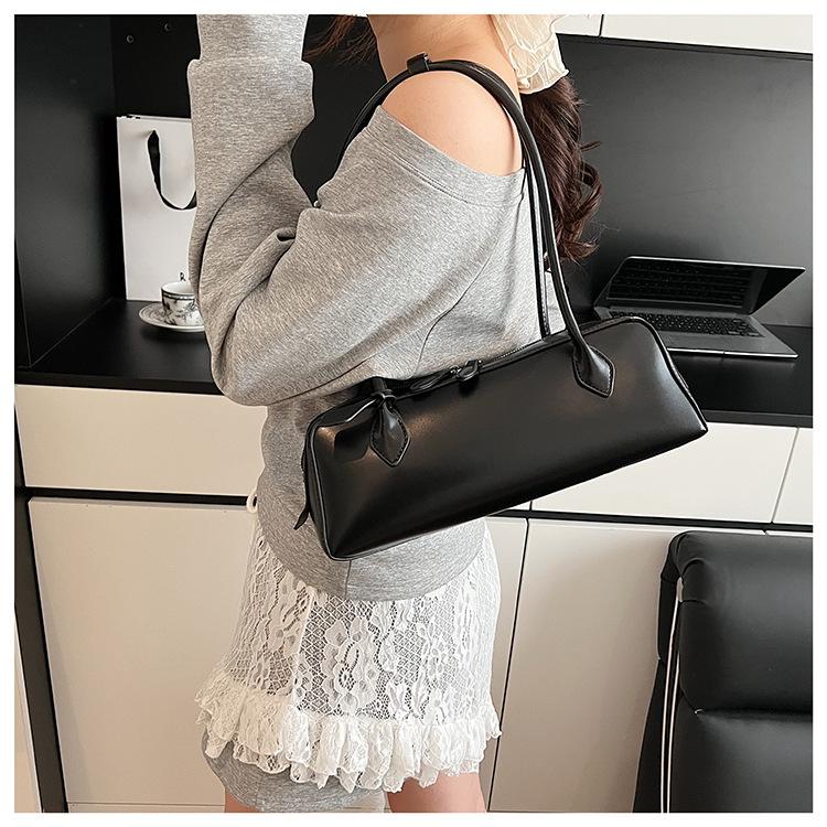 Премиальная сумка женская большой вместимости новая летняя нишевая на одно плечо подмышечная сумка-багет