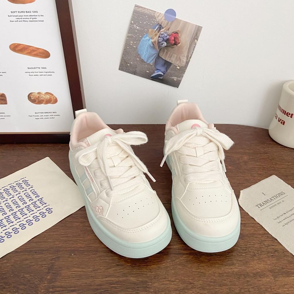 Женские дышащие летне-осенние кроссовки на толстой подошве, новый шикарный нишевый дизайн, повседневные студенческие спортивные легкие кеды