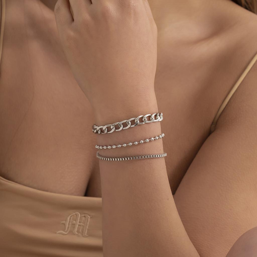 Hip-hop metal hollow bead chain set jewelry, niche design bracelet