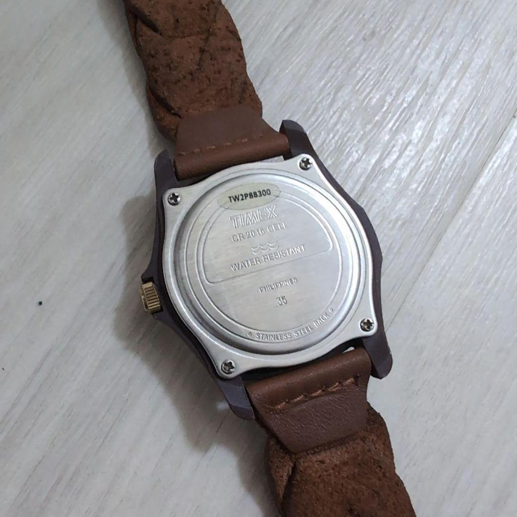 Б/у часы TIMEX Safari Timex Safari реплика tw2p88300