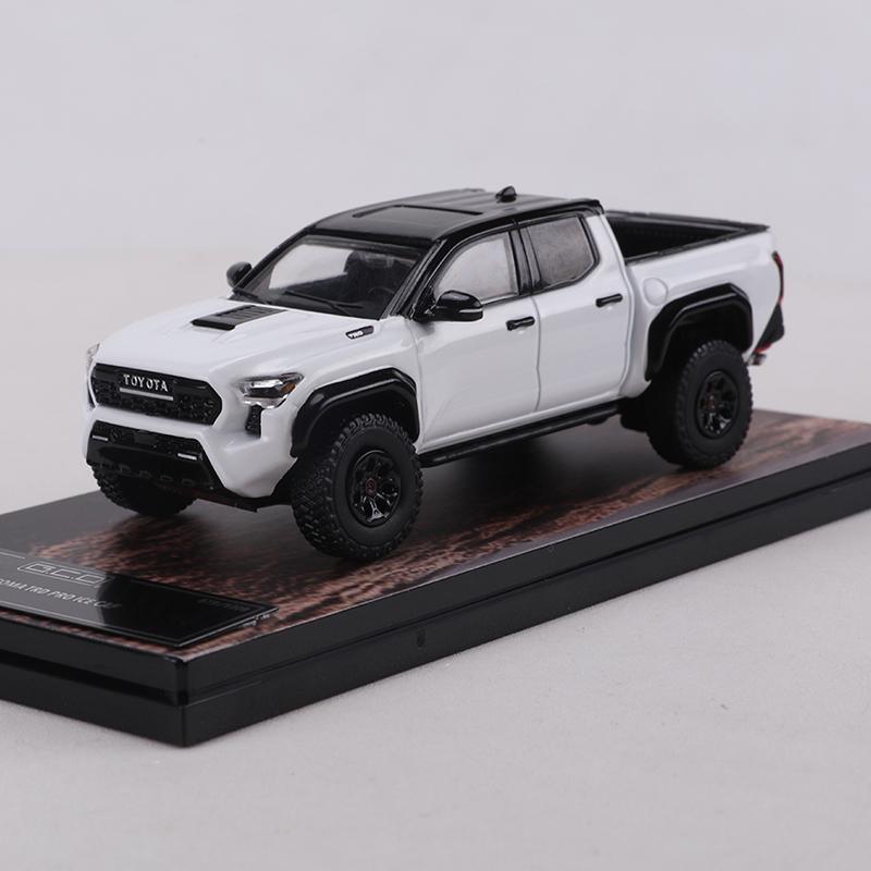 xmwcj1 DiecastTalk GCD 1:64 Toyota Tacoma TRD PRO ICE CAP Alloy Model Car