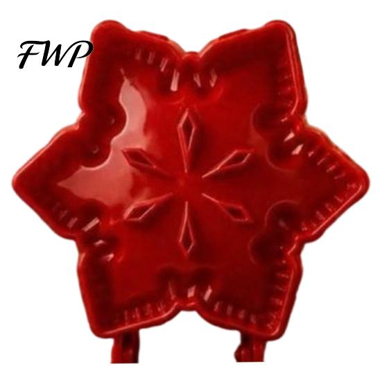 Baking Tools for Christmas Hand Press Pie Mold, Plastic Pastry Dough Cookie Molds Kids Neatly Cut Cutters DIY Holiday Treats Kitchen