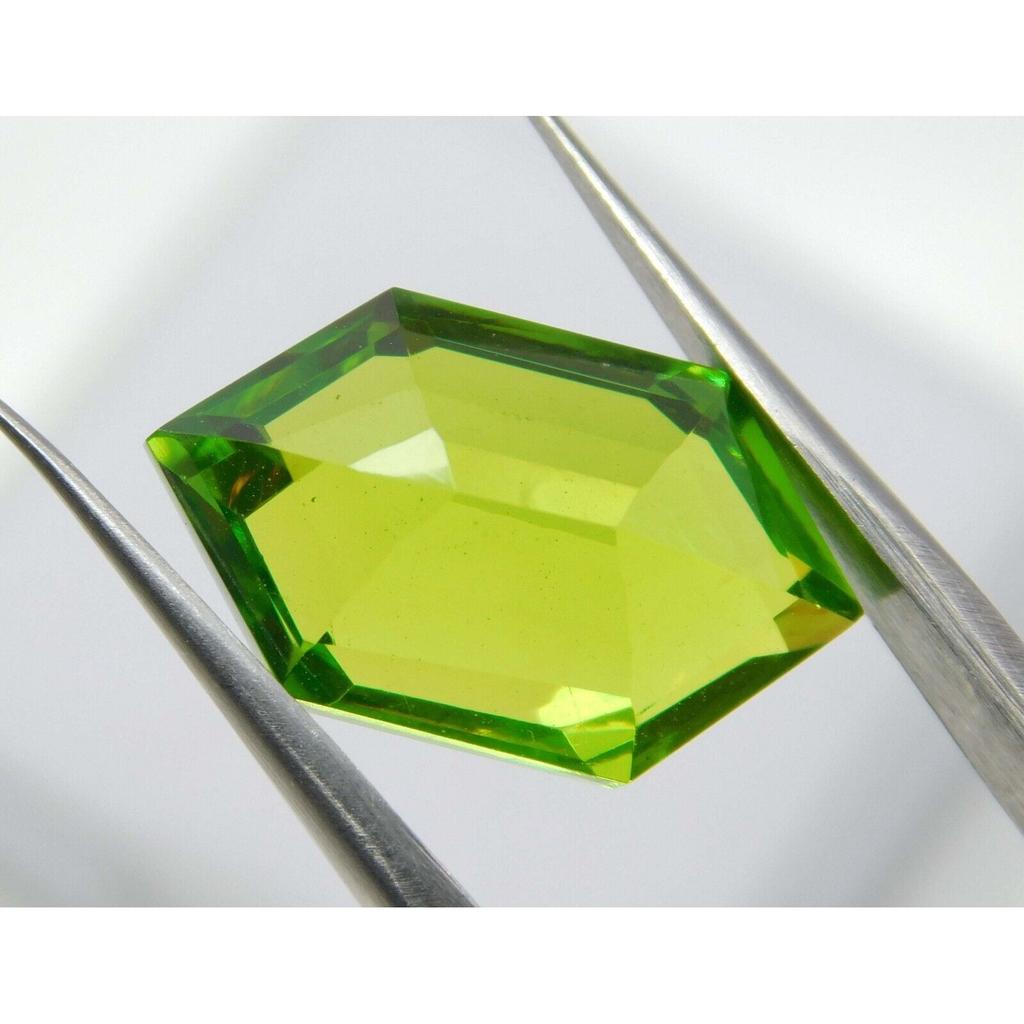BEAUTY NATURAL Green Peridot FANCY SHAPE 10.50 Ct Loose Gemstone