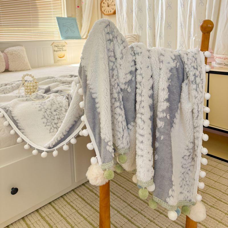 Маленький мячик молочный бархат одеяло домашнее зимнее толстое фланелевое простыни многофункциональное одеяло офисное одеяло для сна можно стирать в машине