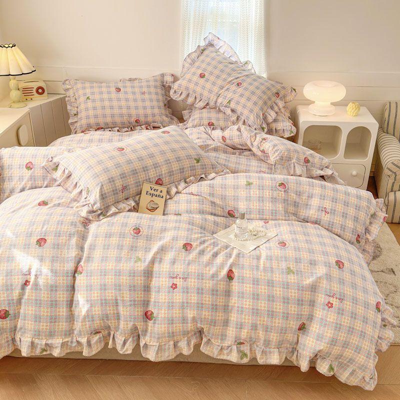 Ins Strawberry Bedding Set Spring Summer Soft Ruffles Princess Floral Duvet Cover No Filler Pillowcase Bed Sheet Quilt Cover