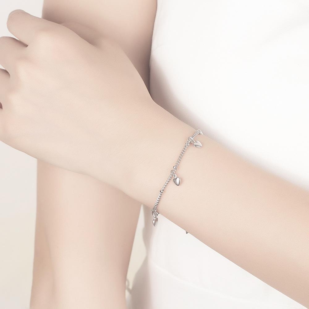 New Silver Plated Handicrafts Creative Bracelet Wholesale for Women's Fashion Heart Connecting Heart Shaped Water Diamond Heart Hand