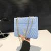 Женская сумка Модная маленькая квадратная сумка Текстурная сумка через плечо Нишевая цепочка Сумка-мессенджер Тренд Универсальная сумка подмышку
