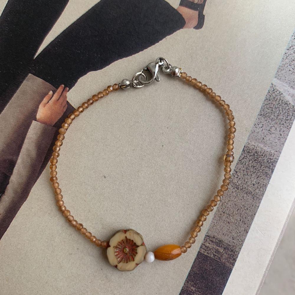 Ювелирные аксессуары Браслет из рисовых бусин Изысканный браслет с подвесками Кольцо на руку Женщины