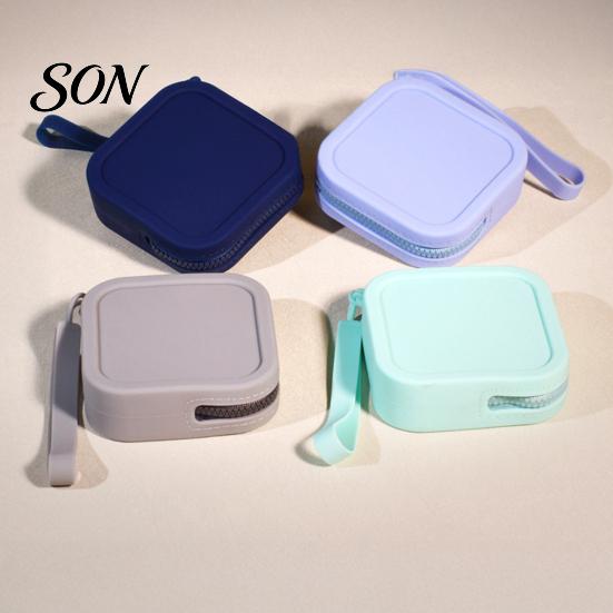 Lightweight Headphone Carrying Bag Silicone Coin Pouch with Zipper And Wrist Strap, Square Shockproof Small Object Container Storage Bag, Compact