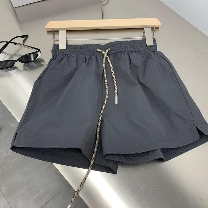 Быстросохнущие спортивные шорты женские летние маленькие размеры большие размеры свободные эластичные повседневные брюки А-силуэта с высокой талией