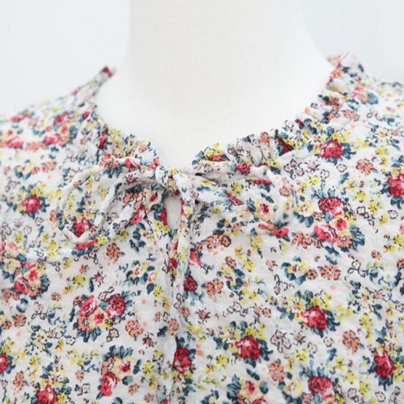 Shiz Madam Youthful Flower Blouse T57552
