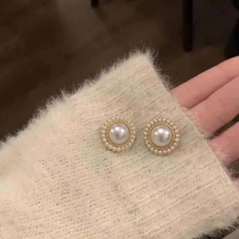 Ретро серьги-пусеты в стиле Гонконга, серьги с жемчугом в стиле Хепберн, женские французские темпераментные универсальные серьги высокого класса на осень и зиму