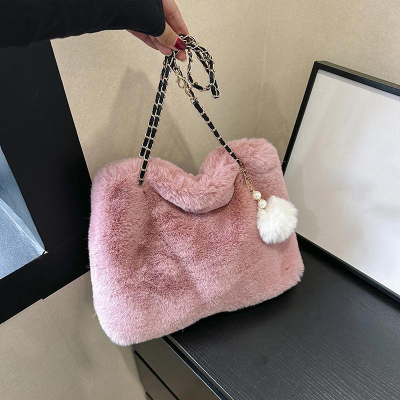 Женская пушистая сумка через плечо, мягкая плюшевая сумка-портфель из искусственного меха с подвеской, большая вместимость, женская модная дорожная сумка
