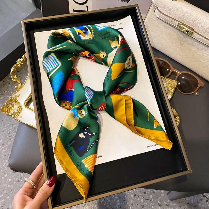 Luxury Design Chain Print Square Silk Scarf Lady Thin Neck Scarves Fashion Summer Sunscreen Headscarf For Women Bandana 70x70cm