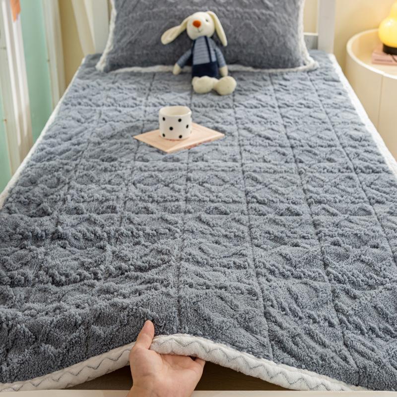 Зимние теплые фланелевые наматрасники для домашнего общежития, мягкие толстые покрывала, покрывало для кровати размера «queen size», тонкие стеганые татами
