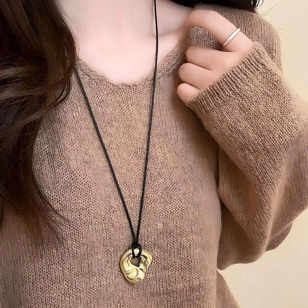 Simple Irregular Hollow Pendant Adjustable Long Chain Necklace for Women Unisex Charm Sweater Chains Jewelry Accessories