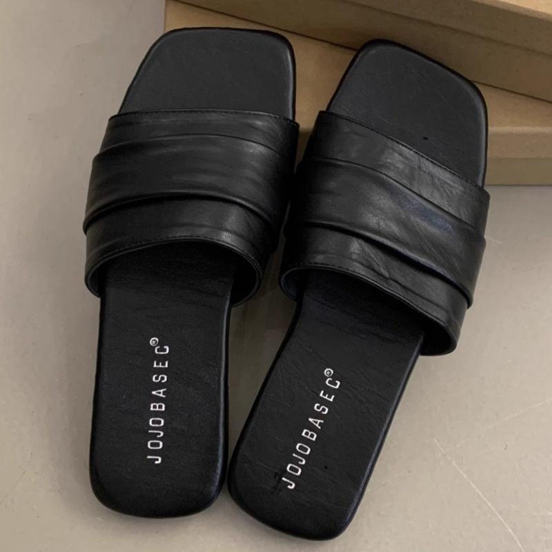 Fashion Trendy Foldable Soft Leather Slip-On Flat Bottom Sandals Women 2025 Summer Easy Wear Lazy Shoes Beach Vacation Women Slippers