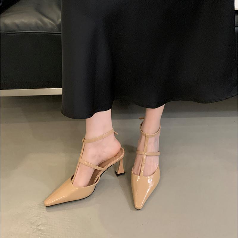 Французские босоножки на высоком каблуке с одной пуговицей в стиле феи, летние темпераментные туфли с острым носком телесного цвета