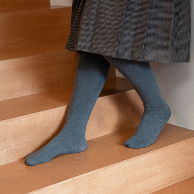 МЕСЯЦ ЗА МЕСЯЦЕМ Теплые носки свободного кроя УГОЛЬНЫЙ