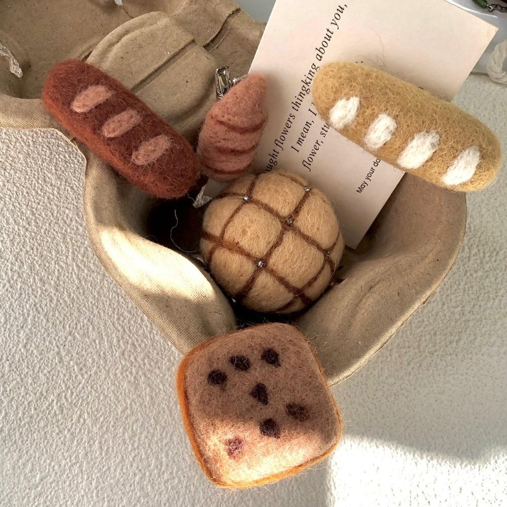 Wool Felt French Bread Hair Clip Pretzel Pineapple Bun Brooch Funny Raisin Toast Pin Students