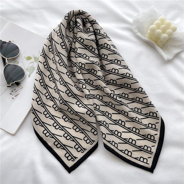 Дизайнерский велюровый квадратный шарф для женщин, шейный платок, галстук, модный маленький клетчатый шарф для волос на запястьях, новый платок, бандана 