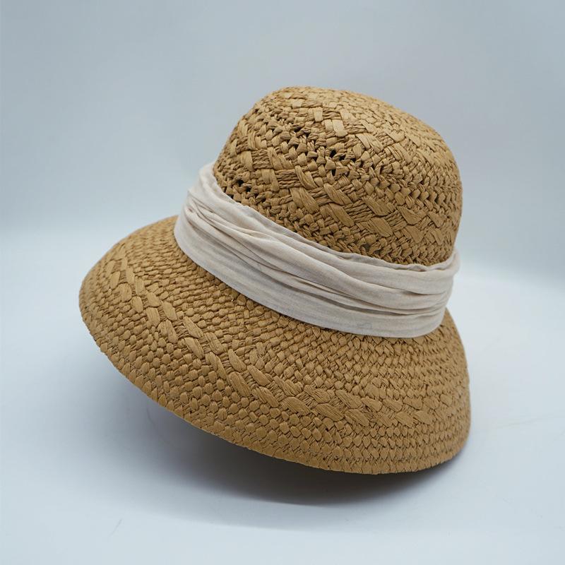 French Elegant Hepburn Retro Woven Bell-Shaped Small Basin Hat Women'S Summer Sunshade Sunscreen Vacation Beach Straw Hat Outing
