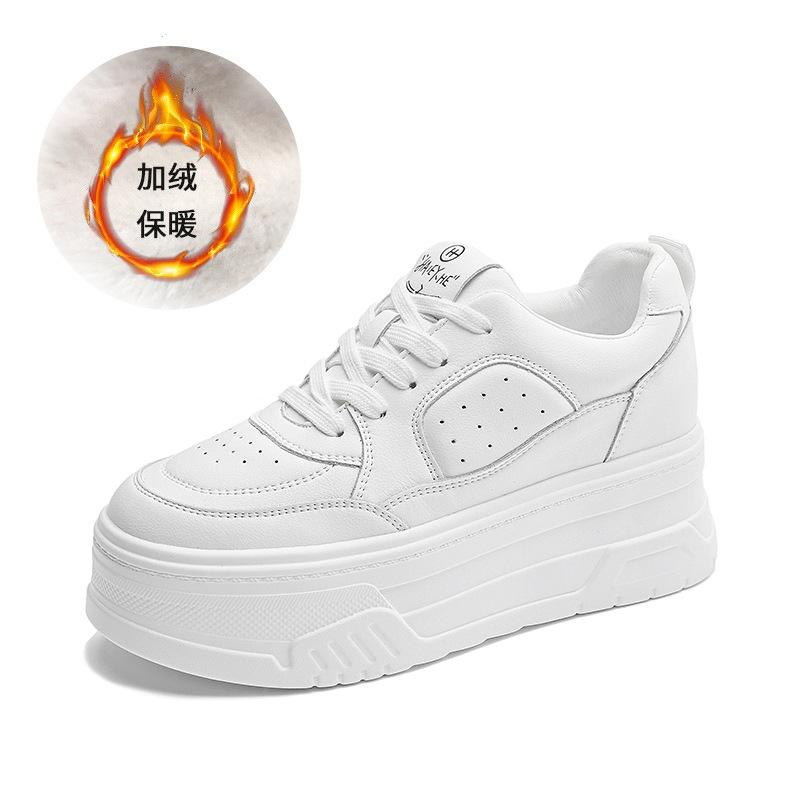 {Строго выбрано} Белые туфли на платформе, увеличивающие рост, женские кожаные новые универсальные спортивные туфли-буфы, длинные ноги, повседневная обувь