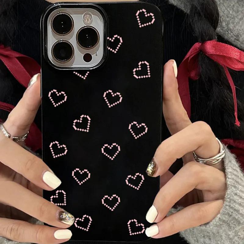Ins Нишевый Пиксельный Розово-Белый Чехол-Сердечко для Телефона iPhone 17 16 15 14 13 12 11 Pro Max X Plus Air Глянцевая Пленка Жесткий ПК