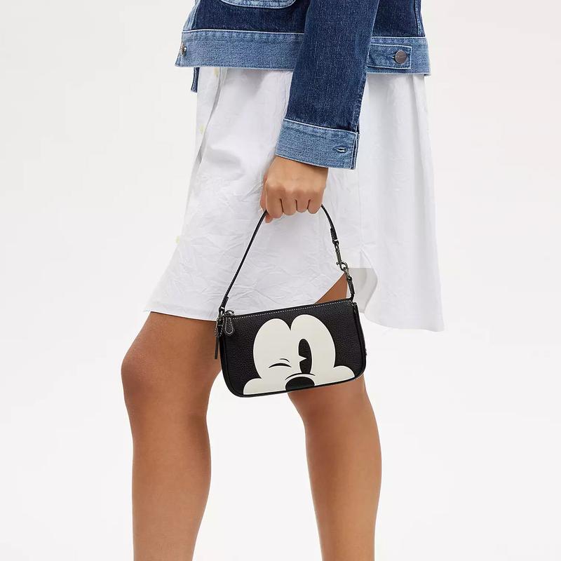 Coach Сумка на плечо Disney в коллаборации с Nolita 19 с принтом прищуренного Микки на молнии из фактурной кожи под мышку ручная маленькая женская черная
