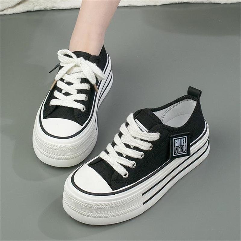 Korean Version of Thick-soled Heightening Canvas Shoes Women's 2025 Spring New High-end Little White Shoes Casual Retro Versatile Board Shoes