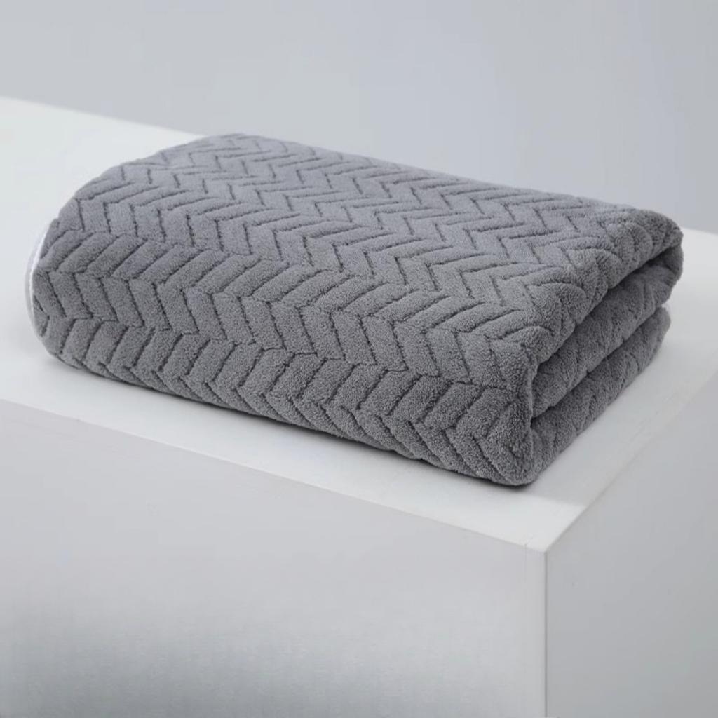 Полотенца из кораллового флиса и банные полотенца для домашнего использования