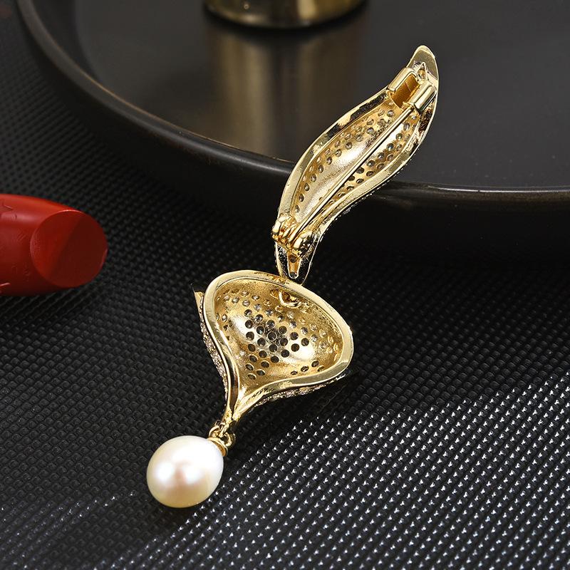 Senior Brooches Flower Leaf Brooch Pins for Women Suit Pendant  Fashion Brooches Jewelry