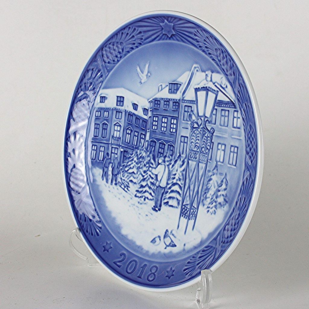 Royal Copenhagen Year Plate 2018 [Certificate/Leaflet Included] [Used]