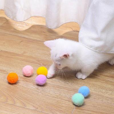Упаковка из 12 кошачьих игрушечных мячиков