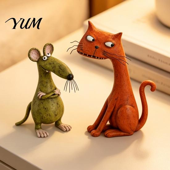 Handmade Resin Art for Garden Farmhouse Cat Figurine, Creative Country Style Animal Statue, Rustic Decorative Figurines Living Room Mouse Sculpture