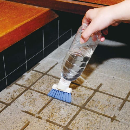Azuma Cleaning Brush for Pet Corners, 8cm Wide, 7.3cm Long, Simply Attach To a Plastic Bottle, AZ745