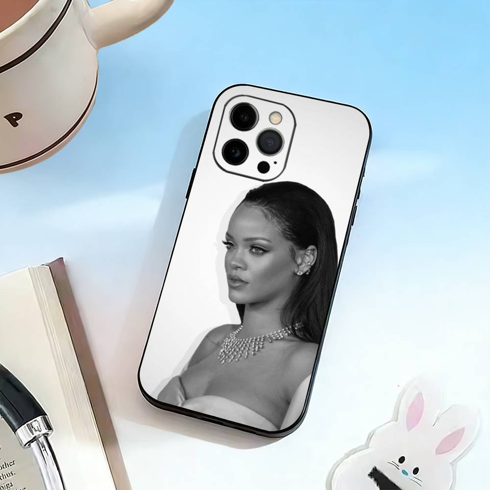 Чехол для телефона Singer-R-Rihanna Силиконовый Мягкий Для IPhone 17 16 15 14 13 12 11 X XR Plus Pro Max Plus