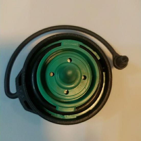 Car Gas Cover for CC for Passat OE3C820155 8K0201550N 3C0-201-550-N Easy To Install Silicone Auto Fuel Tank Seal Lid Replacement Accessories