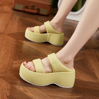 Женская обувь – Сандалии