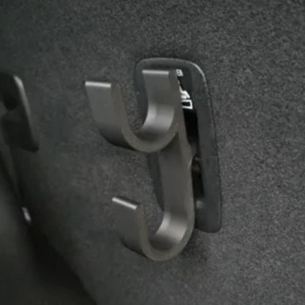 2Pcs Car Umbrella Hook Umbrella Stand Universal Trunk Hook Holder for Trunk Automotive SUV Truck Umbrella Handbag Grocery Bag