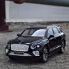 1:24 Bentayga SUV Литой Металлический Модель Автомобиля Люкси Игрушечные Транспортные Средства Модель Автомобиля Высокая Симуляция Звук и Свет Коллекция Подарок для Детей