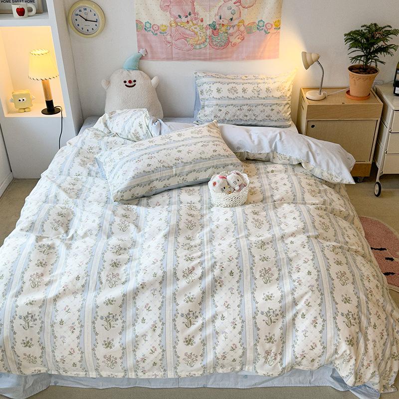 Маленький свежий комплект из четырех предметов в стиле ретро, комплект из чистого хлопка с цветочным узором, пододеяльник, простыня для общежития, комплект из трех предметов