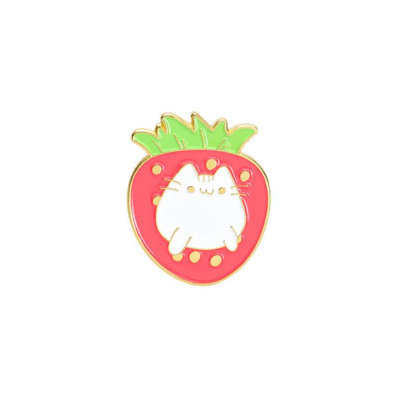 Strawberry Cat Adorable Brooch Cute Japanese Style Creative Pin Accessory For Bags