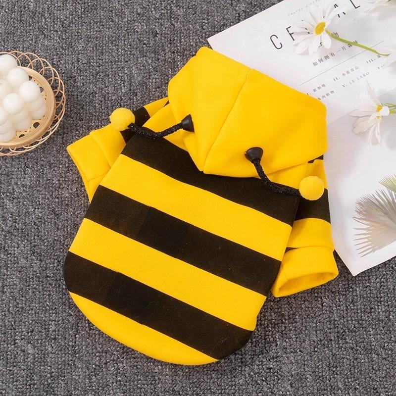 Wholesale Pet Flannel Cute Bee Bigbear Teddy Pomeranian Schnauzer Puppy Dog Cold Warm Clothing