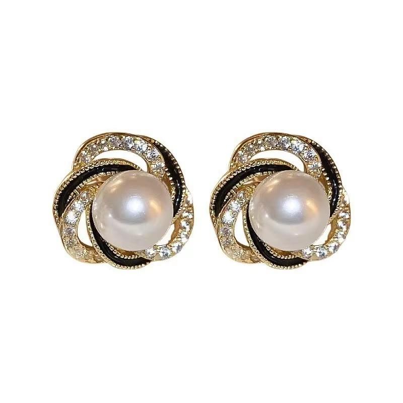 Серьги-гвоздики с жемчугом, корейская мода, из серебра 925 пробы, для женщин, ювелирные изделия, 2026, трендовые, новые, винтажные, французские, женские, с кристаллами