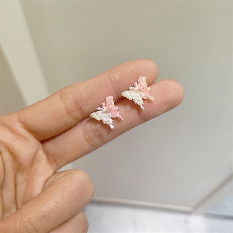1/4 пары сережек-гвоздиков в виде сладких цветов и бабочек для женщин и девочек, милые мини-серьги из смолы, украшения для вечеринок, аксессуары, подарки