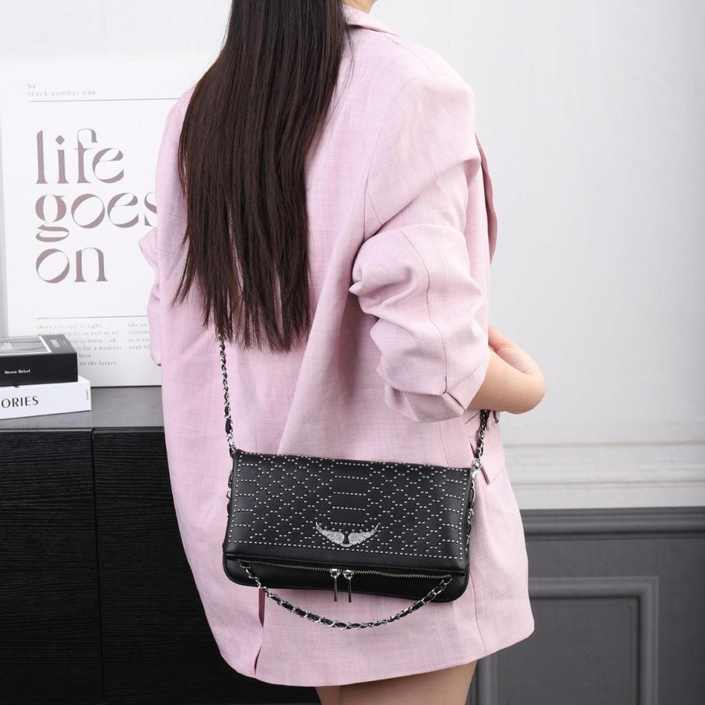 Новая женская сумка-клатч через плечо с крыльями и стразами 2025