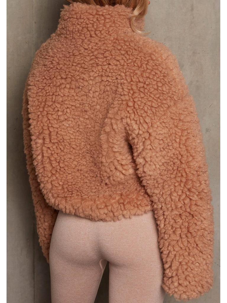 Женский короткий кардиган-жакет из плюшевой овечьей шерсти на осень/зиму 2023