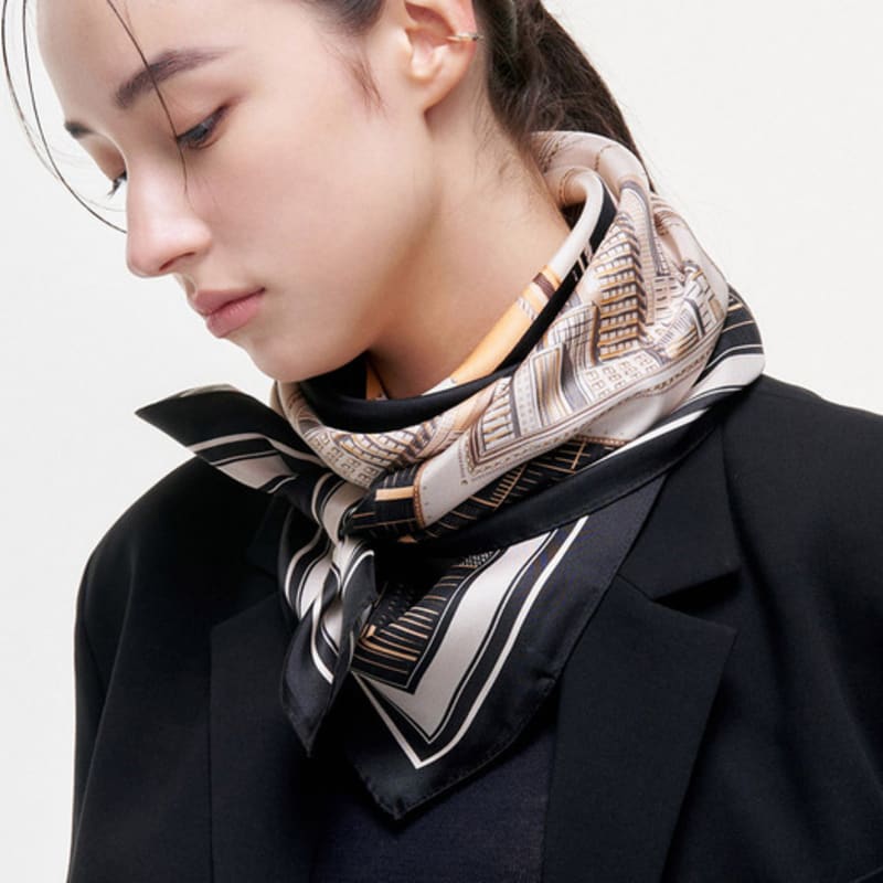 Saint Luxure Arc Black